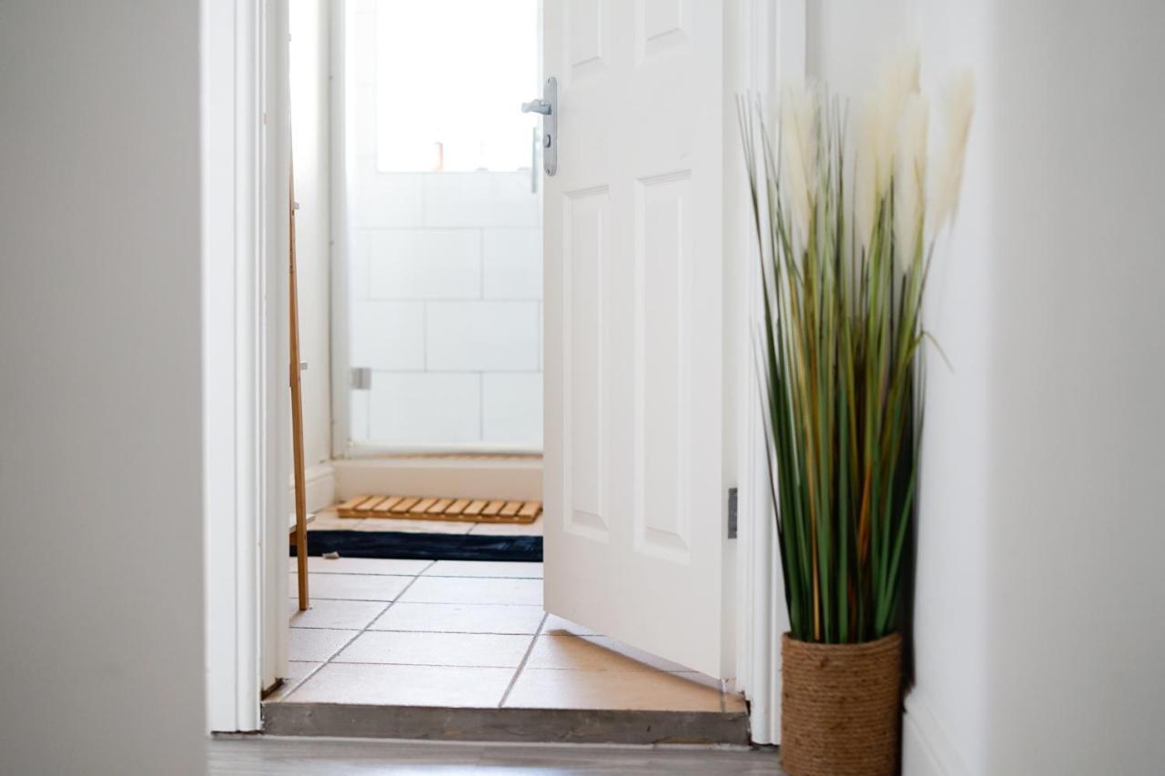 Appartement Centre 2br - Perfect For Contractors, Families & Groups - Free Parking & Walk To Hove